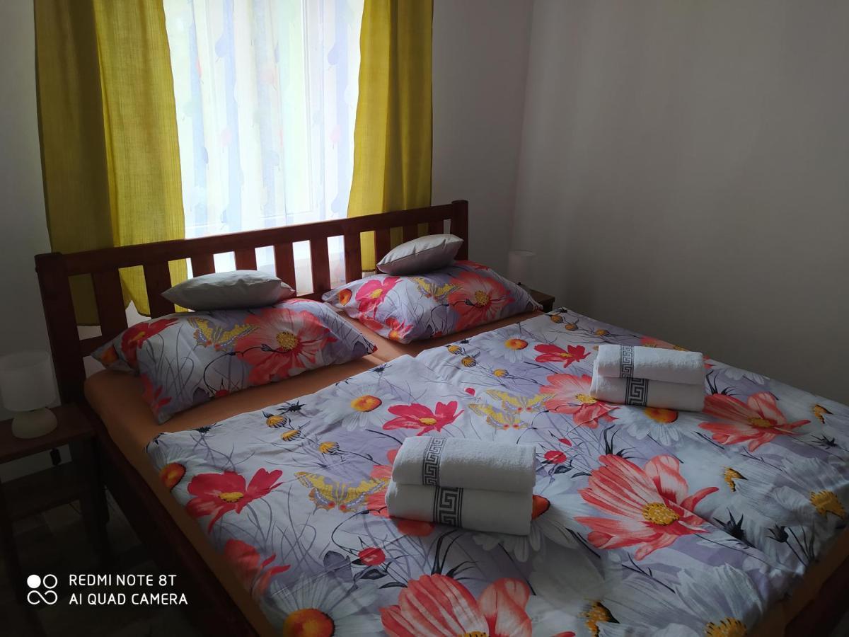 Šenk U Kovárny Mariánské Lázně Exterior foto