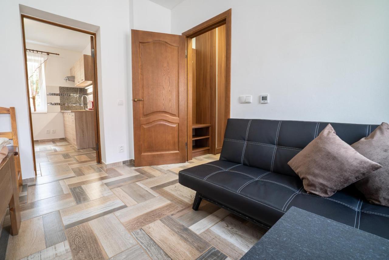 Šenk U Kovárny Mariánské Lázně Exterior foto