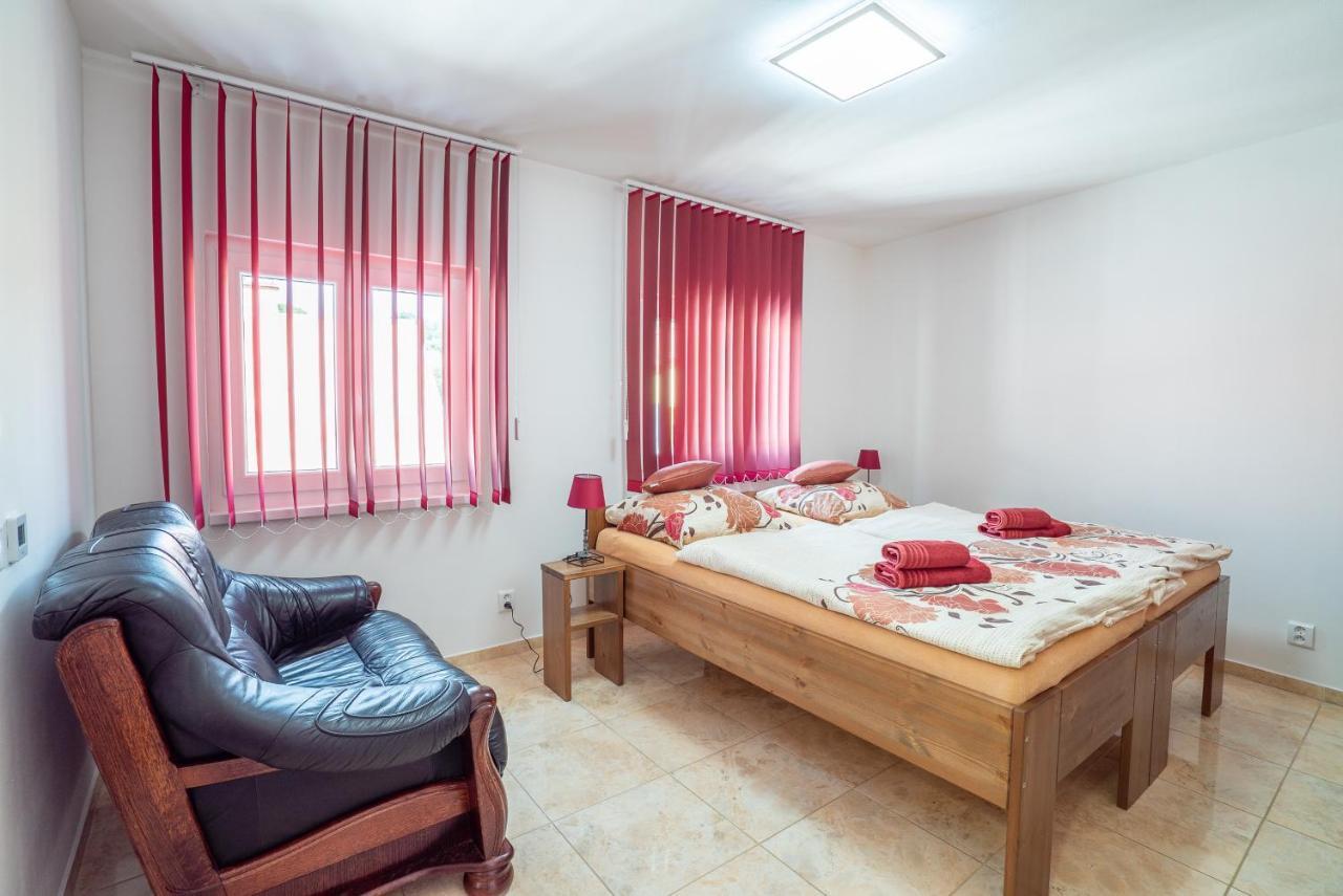 Šenk U Kovárny Mariánské Lázně Exterior foto